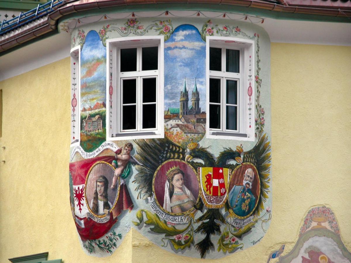 Hotel Dolomiti Schloss Каназей Екстериор снимка