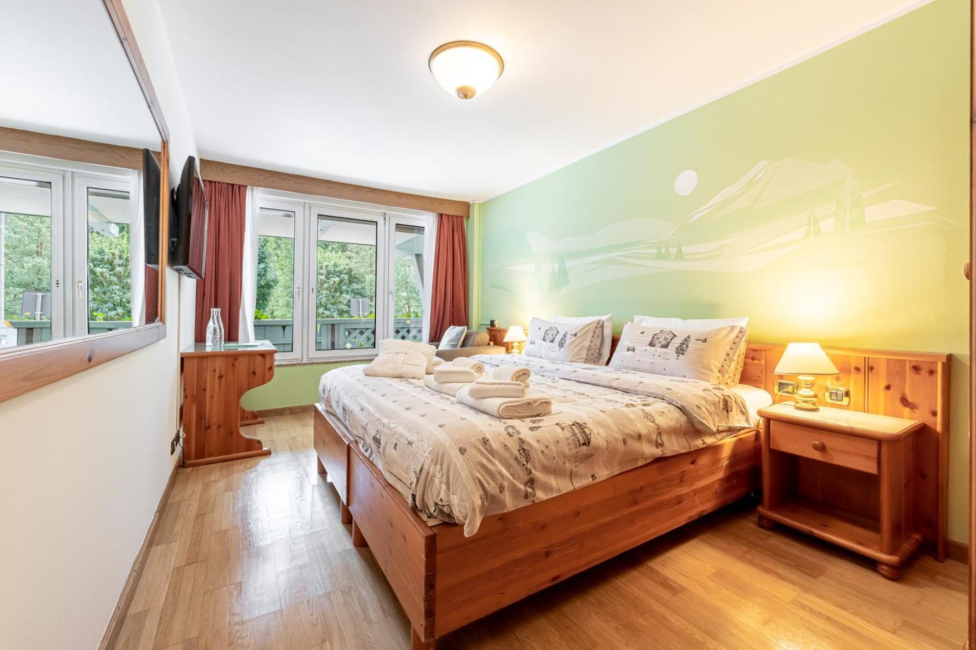 Hotel Dolomiti Schloss Каназей Екстериор снимка
