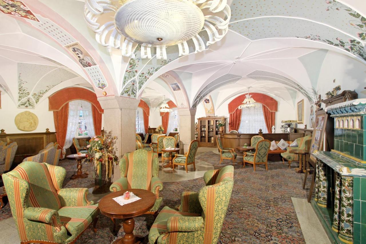 Hotel Dolomiti Schloss Каназей Екстериор снимка